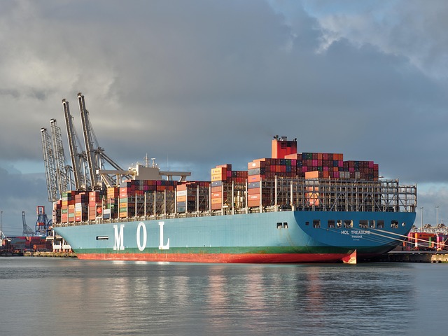 Shipping & Marine Transport